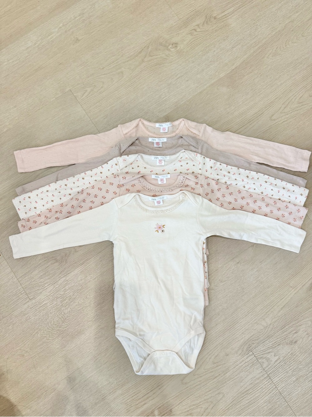 Zara Long-Sleeve Baby Bodysuit Set in Cream and Light Pink NWOT
